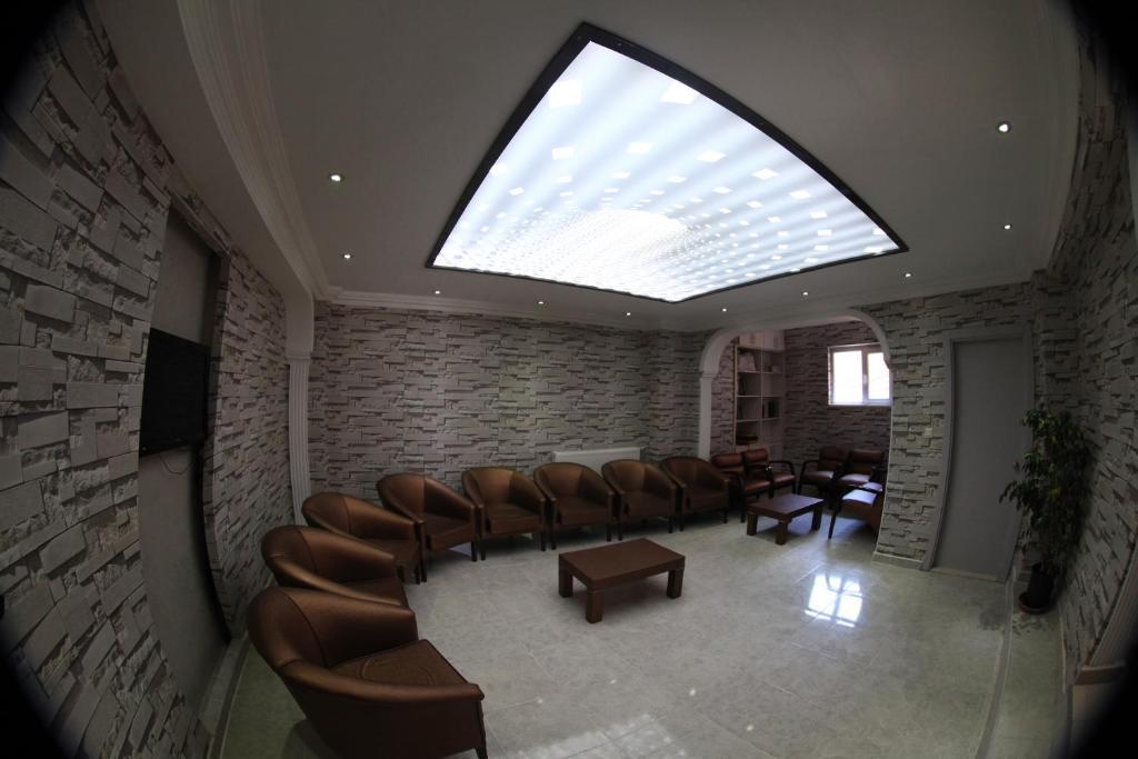 Ozeren 1 Hotel Burdur Buitenkant foto